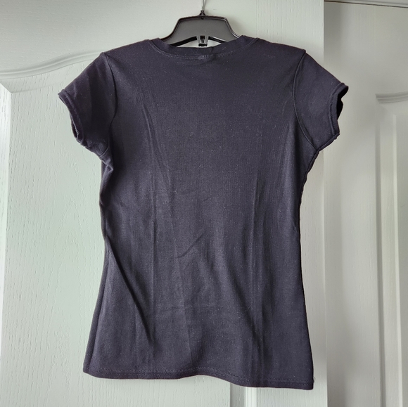 Graphic T: PARIS Souvenir T-shirt - Picture 2 of 2